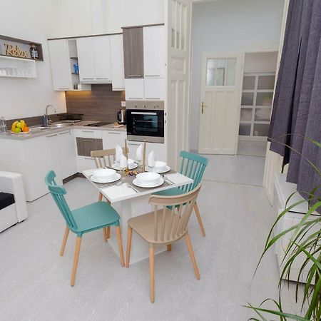 Boutique Residence Jokai - Apartment In The City Center Βουδαπέστη Εξωτερικό φωτογραφία