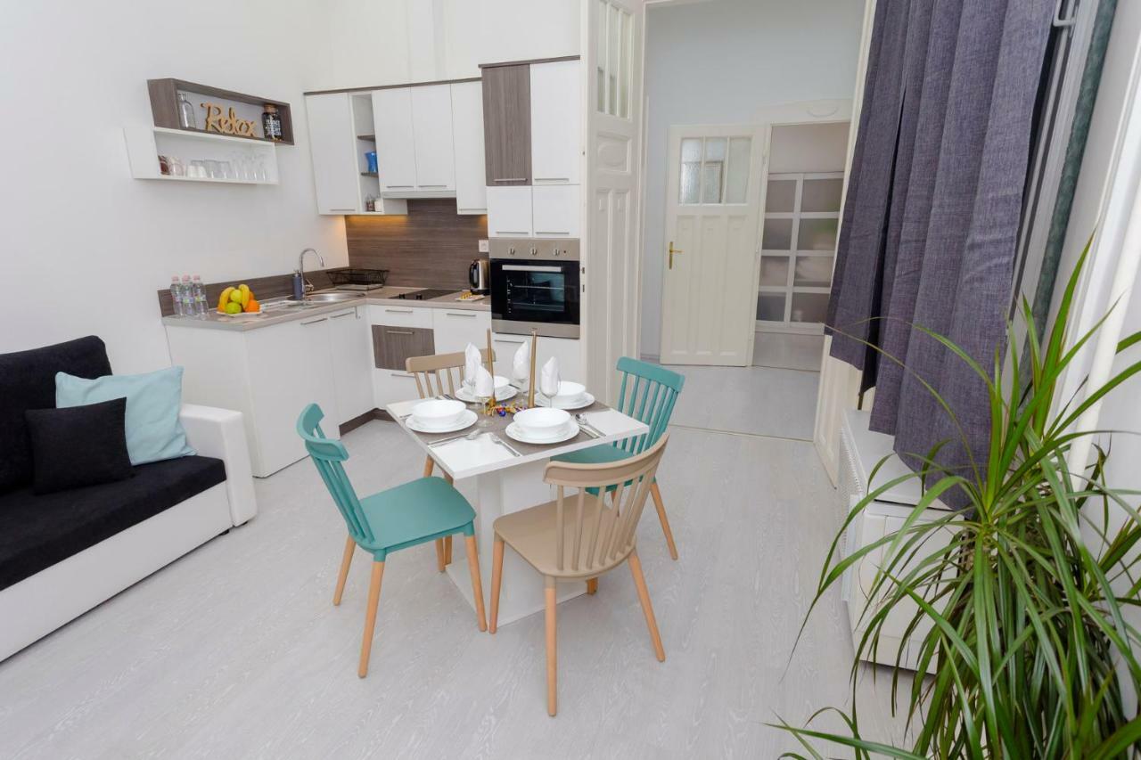 Boutique Residence Jokai - Apartment In The City Center Βουδαπέστη Εξωτερικό φωτογραφία