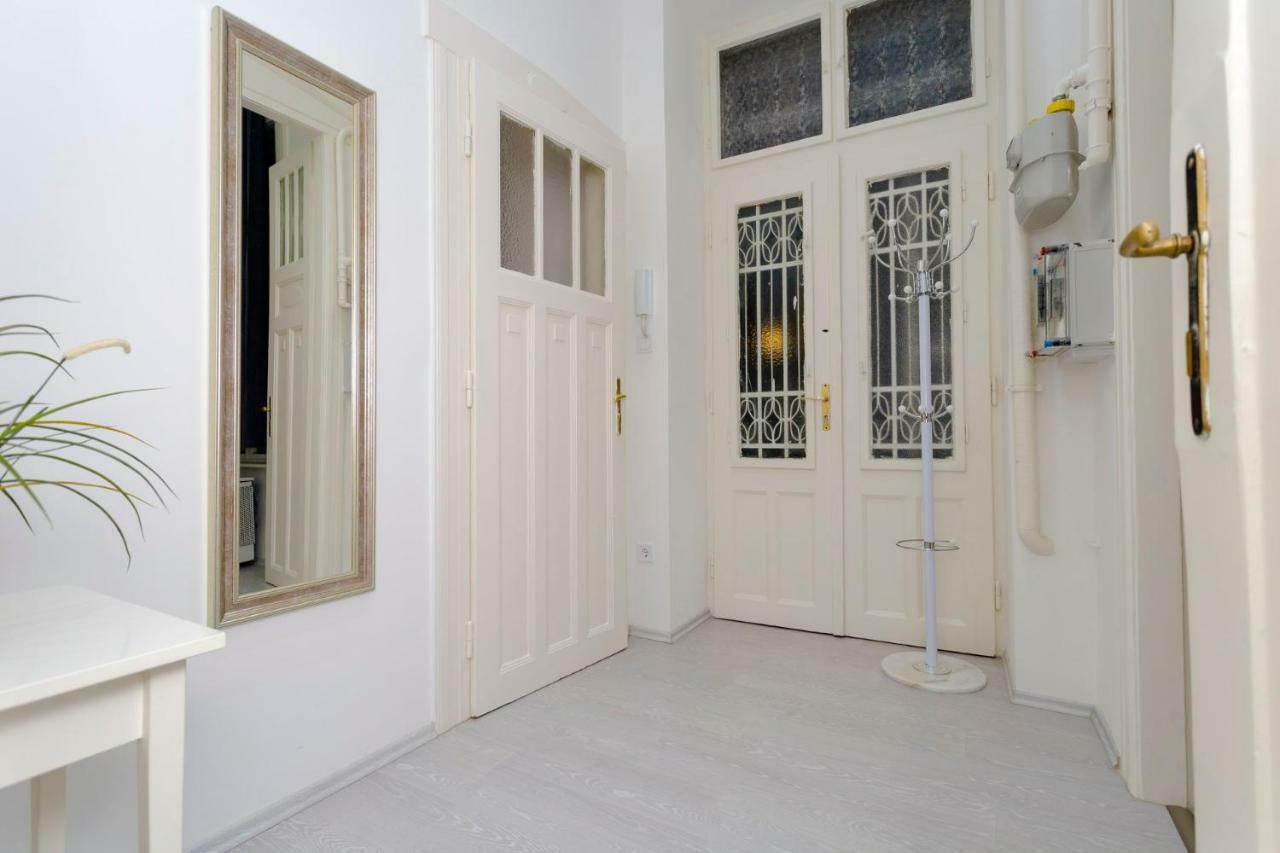 Boutique Residence Jokai - Apartment In The City Center Βουδαπέστη Εξωτερικό φωτογραφία